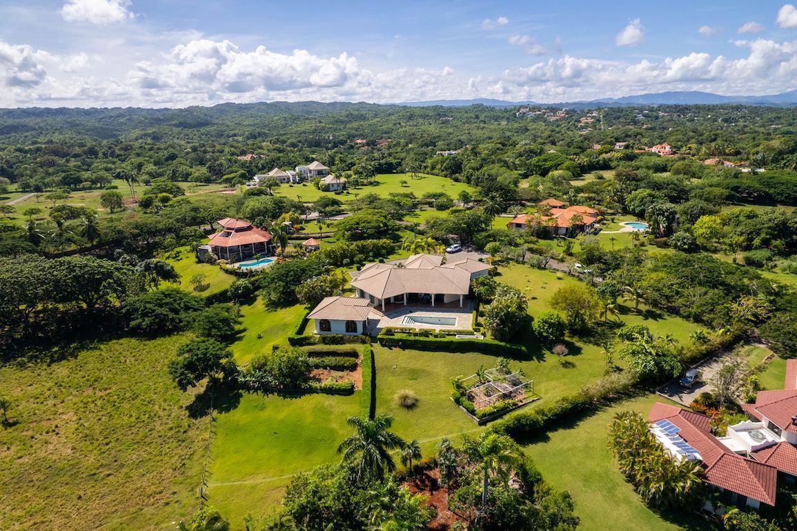 Вилла в Кабарете, Доминиканская республика, 424м2 - стоимость 1&nbsp;100&nbsp;000$ - Ref: 79501 фото 1