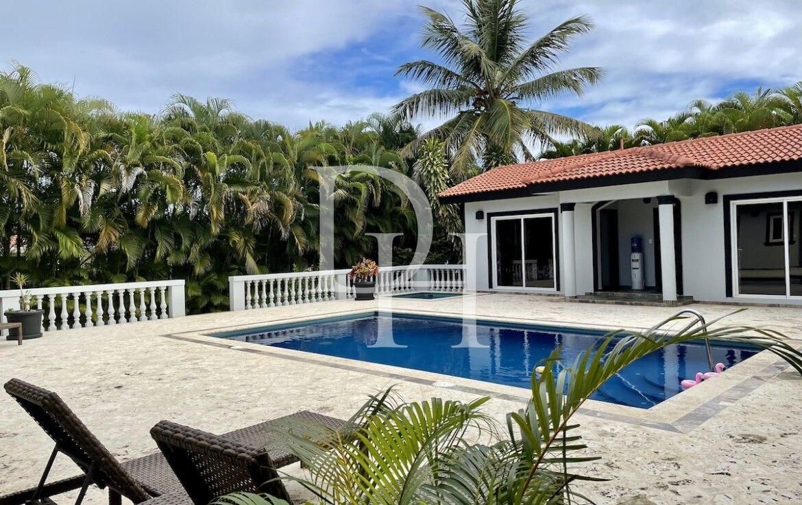 Villa in Sosua, Dominican Republic, 270m2 - for 459&nbsp;000$ - Ref: 79570 photo 1