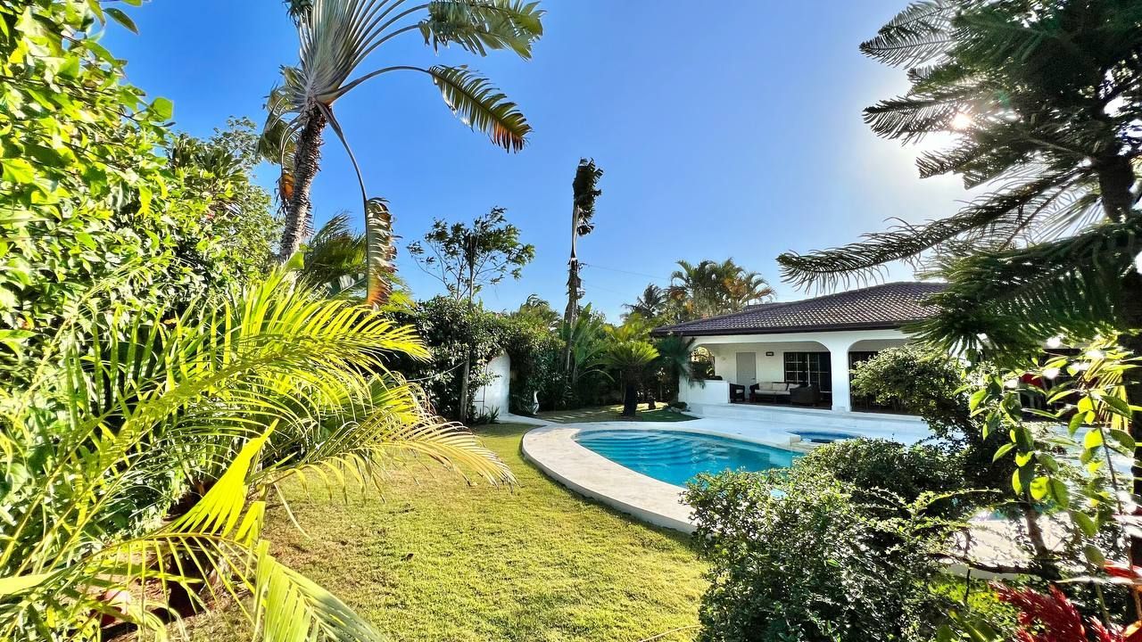 Villa in Cabarete, Dominican Republic, 265m2 - for 425&nbsp;000$ - Ref: 79578 photo 1