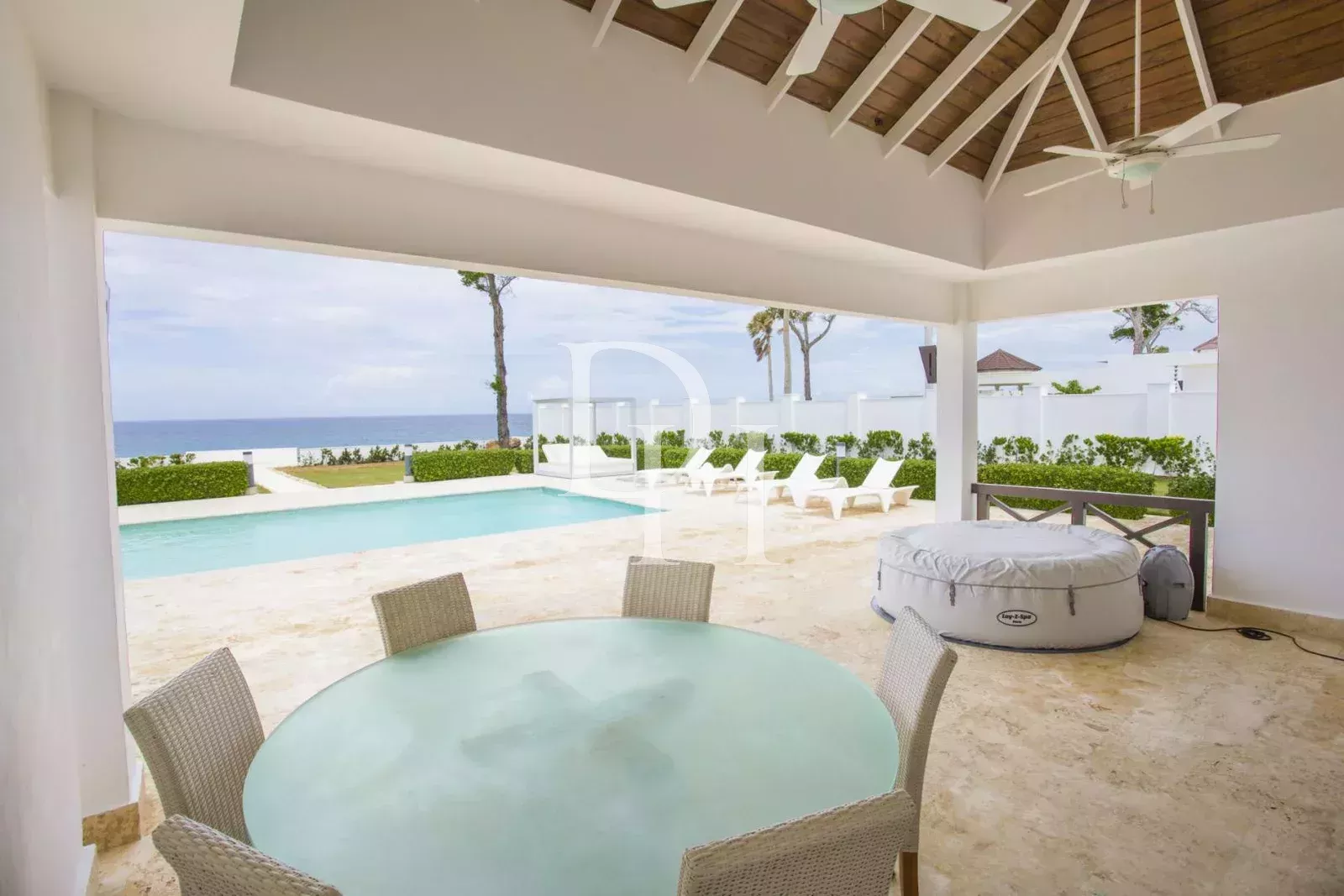 Вилла в Сосуа, Доминиканская республика, 220м2 - стоимость 1&nbsp;500&nbsp;000$ - Ref: 79647 фото 1