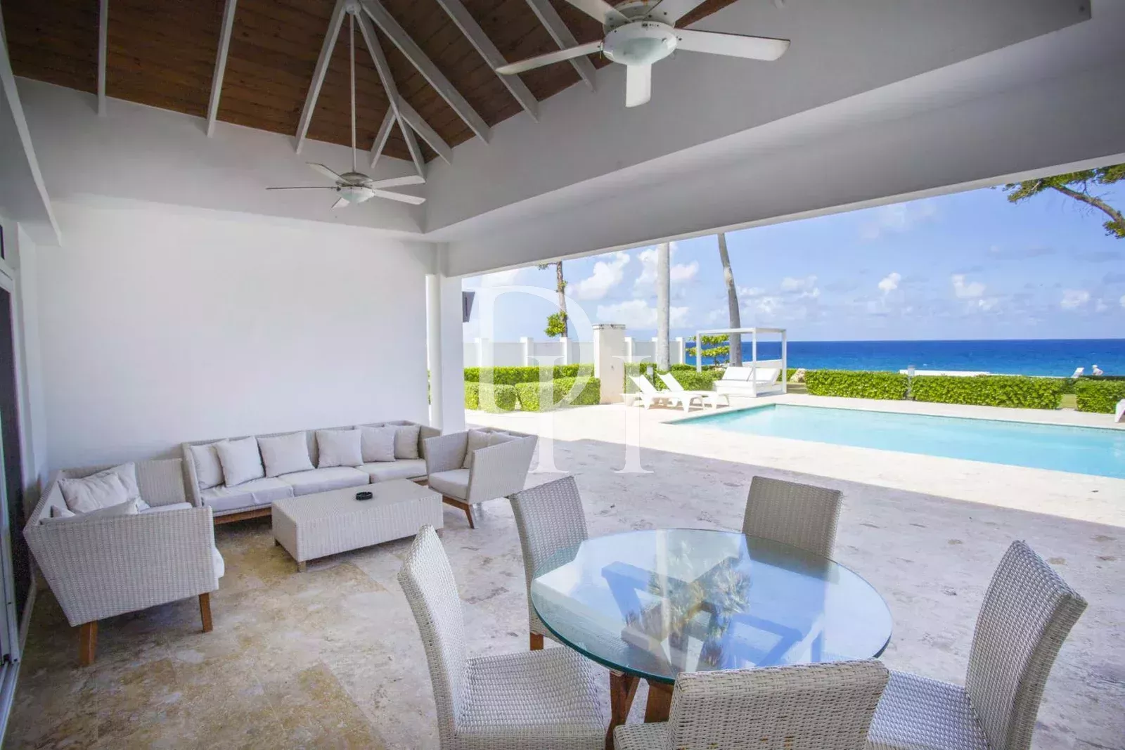 Вилла в Сосуа, Доминиканская республика, 194м2 - стоимость 1&nbsp;300&nbsp;000$ - Ref: 79646 фото 1