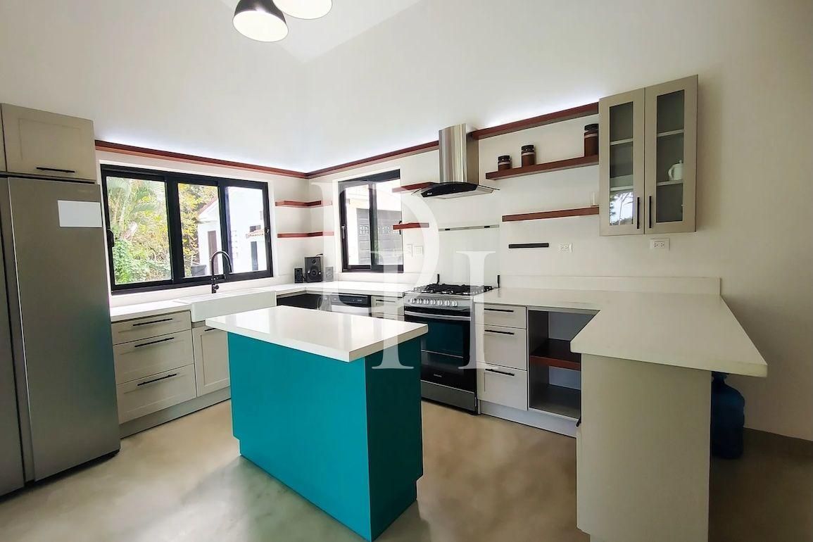 Вилла в Кабарете, Доминиканская республика, 242м2 - стоимость 599&nbsp;000$ - Ref: 79754 фото 2