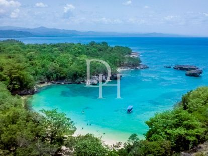 Участок в Кабрера, Доминиканская республика, 9 000м2 - стоимость 1&nbsp;800&nbsp;000$ - Ref: 79772 фото 1