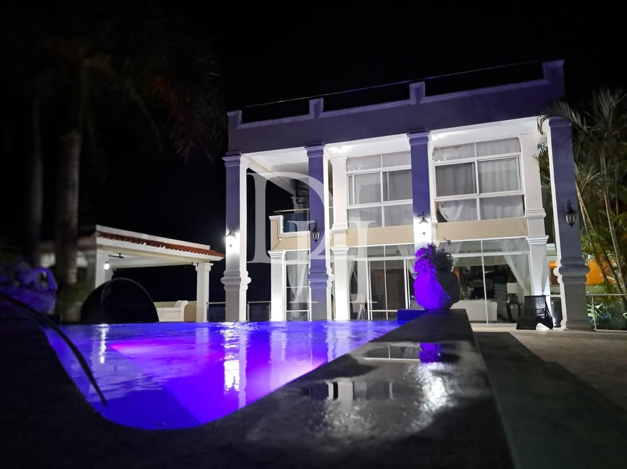 Вилла в Сосуа, Доминиканская республика, 490м2 - стоимость 890&nbsp;000$ - Ref: 79834 фото 1