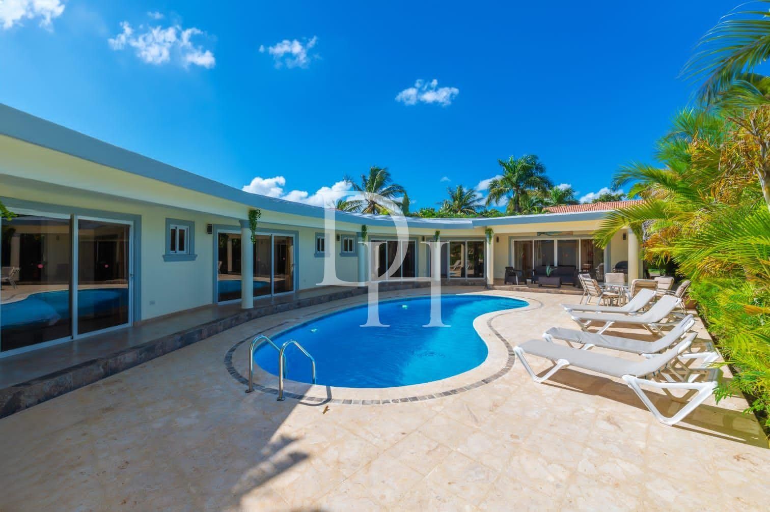 Вилла в Сосуа, Доминиканская республика, 203м2 - стоимость 320&nbsp;000$ - Ref: 79934 фото 1