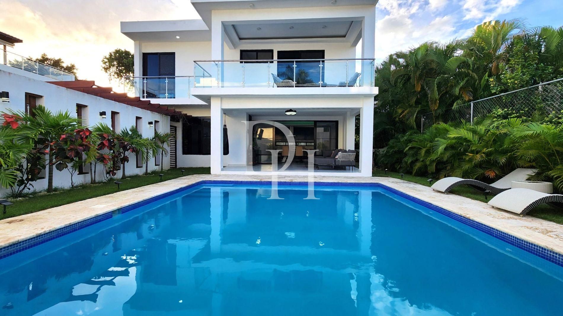 Вилла в Кабарете, Доминиканская республика, 310м2 - стоимость 560&nbsp;000$ - Ref: 79940 фото 1