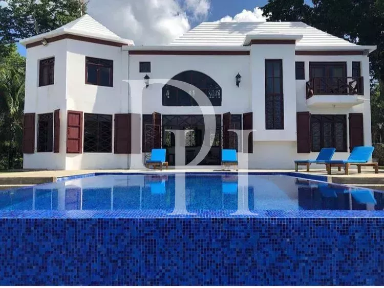 Вилла в Кабрера, Доминиканская республика, 326м2 - Ref: 80206 фото 1