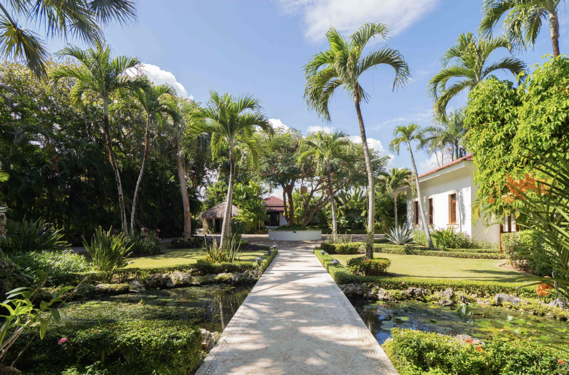 Вилла в Кабрера, Доминиканская республика, 1 900м2 - стоимость 5&nbsp;400&nbsp;000$ - Ref: 80290 фото 2