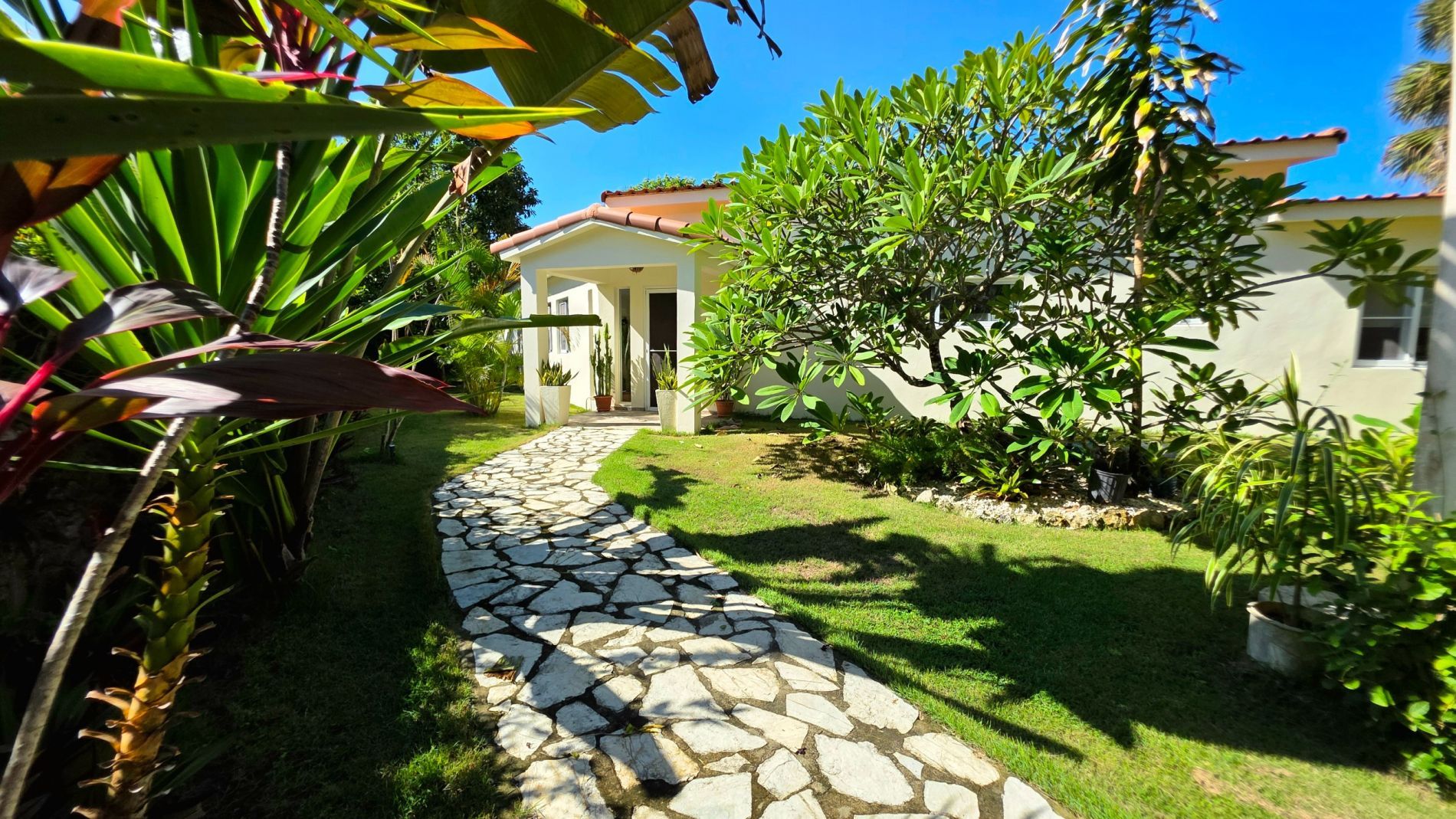Villa in Cabarete, Dominican Republic, 200m2 - for 429&nbsp;000$ - Ref: 80322 photo 2
