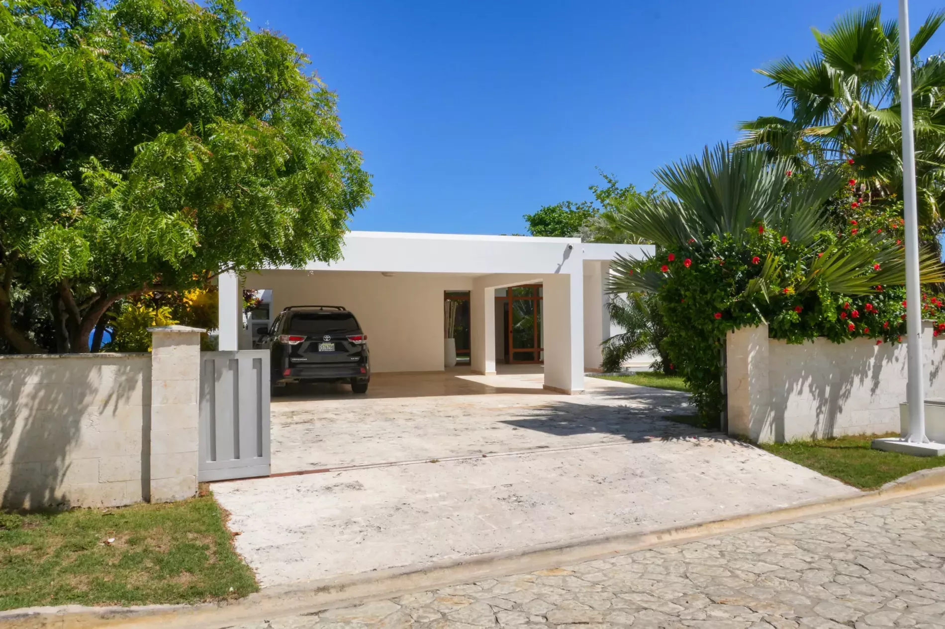 Вилла в Сосуа, Доминиканская республика, 380м2 - стоимость 1&nbsp;650&nbsp;000$ - Ref: 80346 фото 2