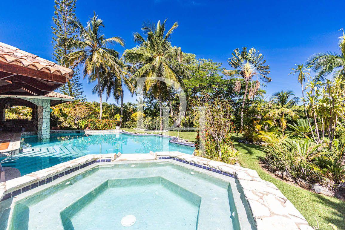 Вилла в Кабарете, Доминиканская республика, 550м2 - стоимость 680 000$ - Ref: 40472 фото 1